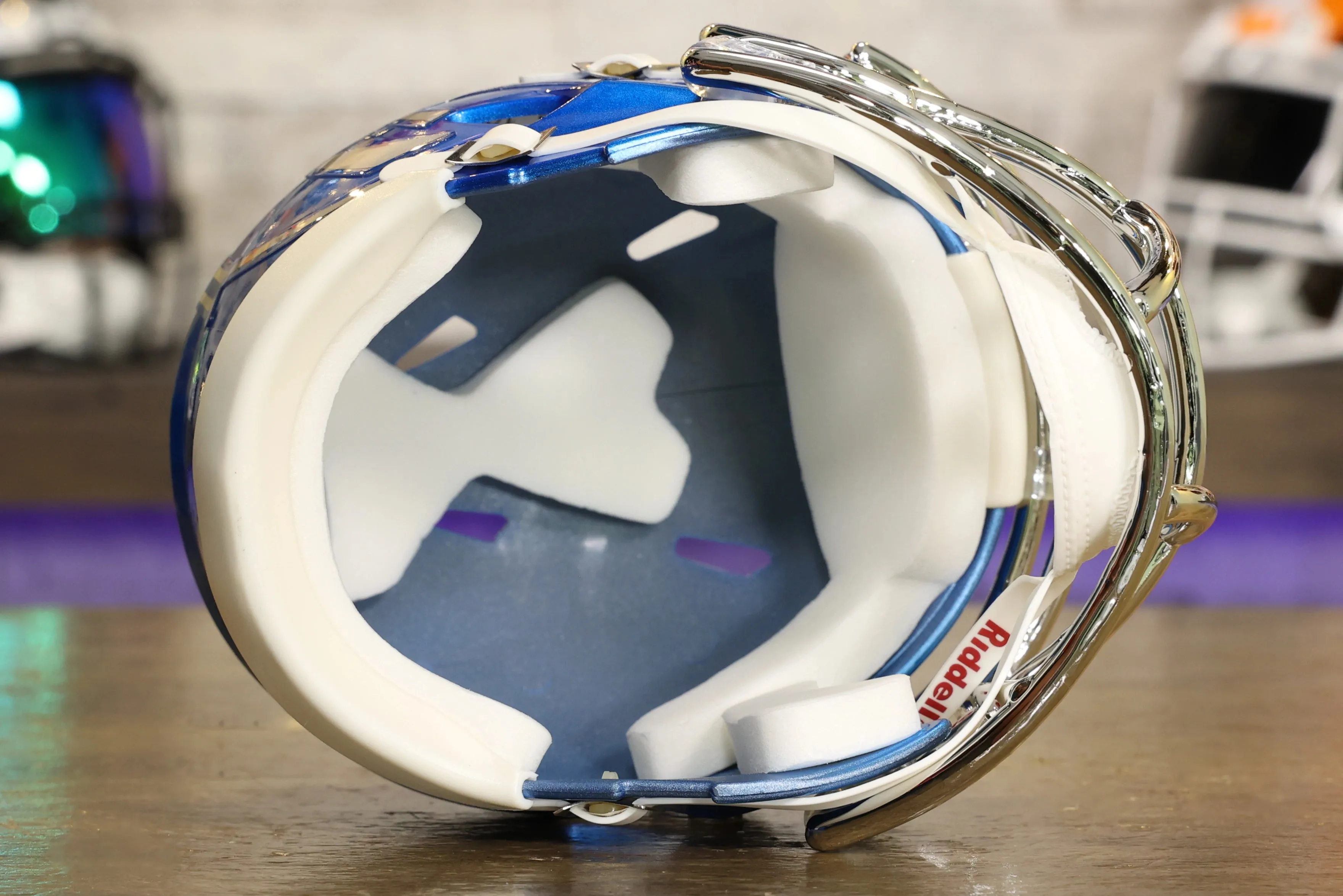 Boise State Broncos Riddell Speed Mini Helmet - Blue w/Chrome mask