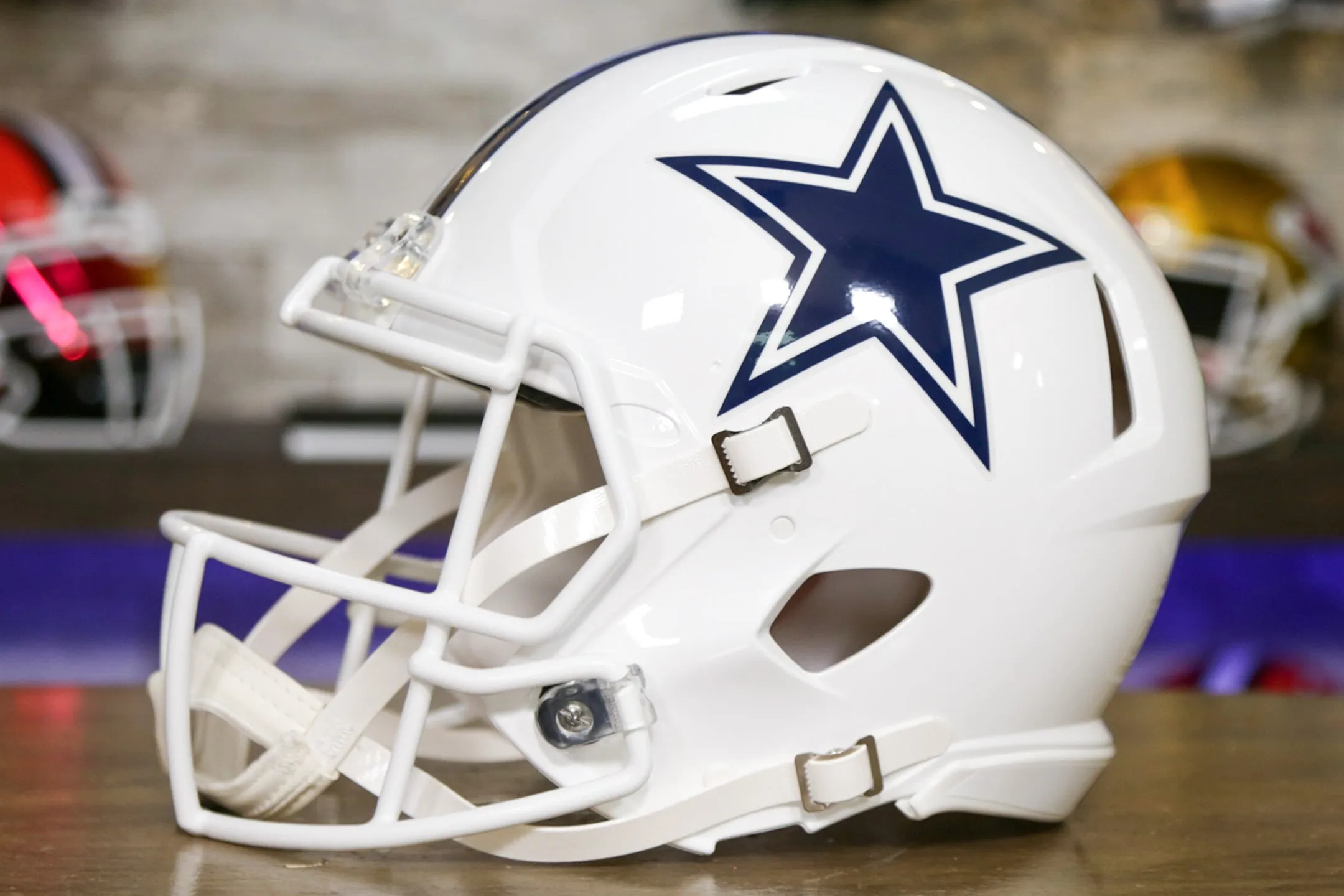 Dallas Cowboys Riddell Speed Authentic Helmet - White Alternate