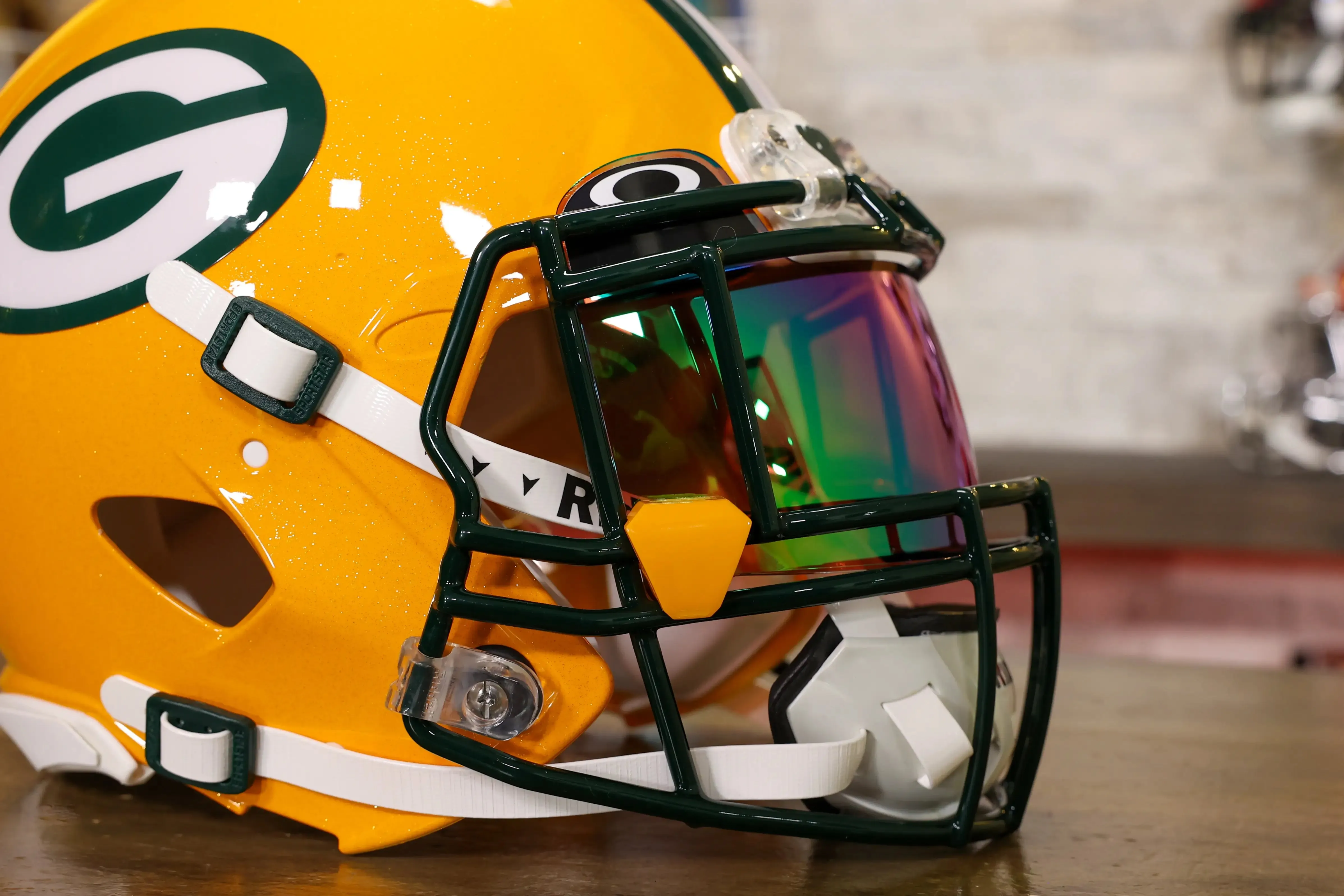 Green Bay Packers Riddell Speed Authentic Helmet - GG Edition