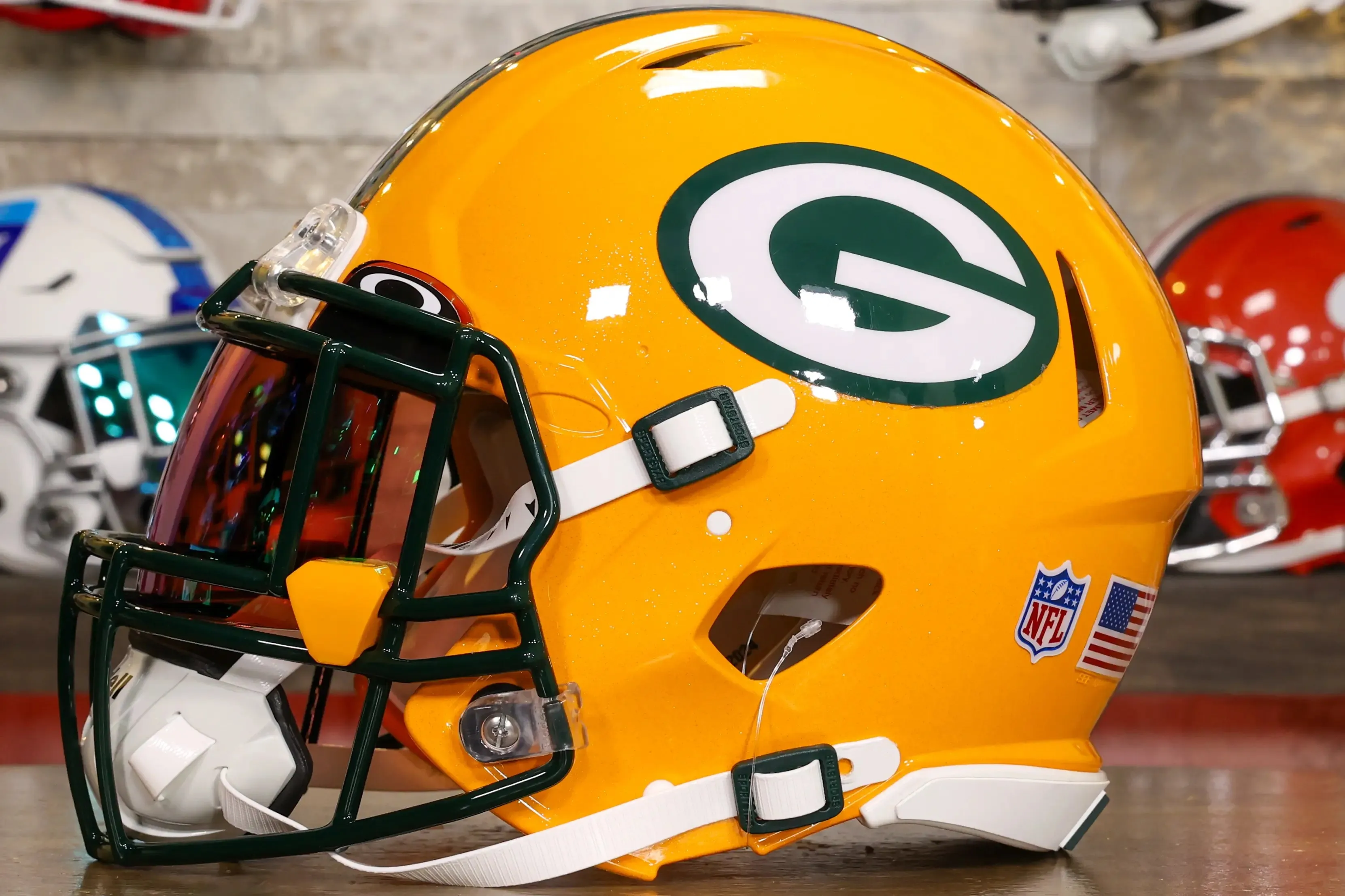 Green Bay Packers Riddell Speed Authentic Helmet - GG Edition