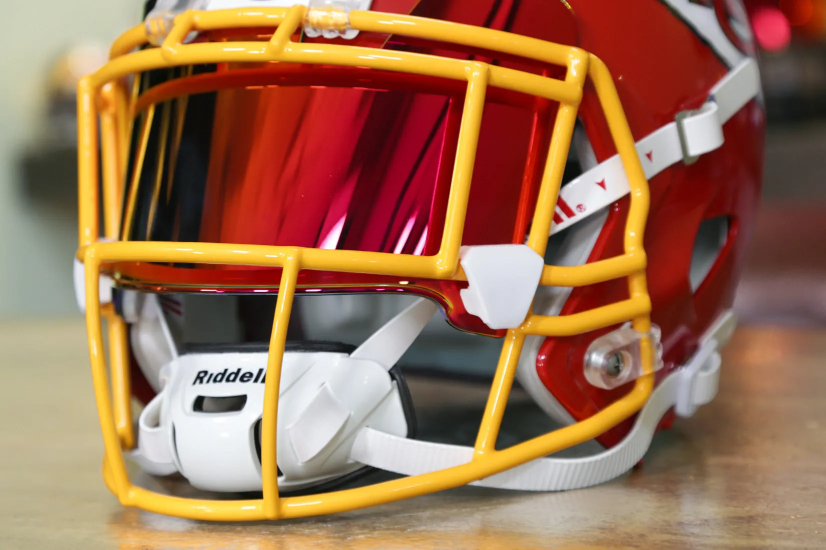 Kansas City Chiefs Riddell Speed Display Helmet - GG Edition 00290