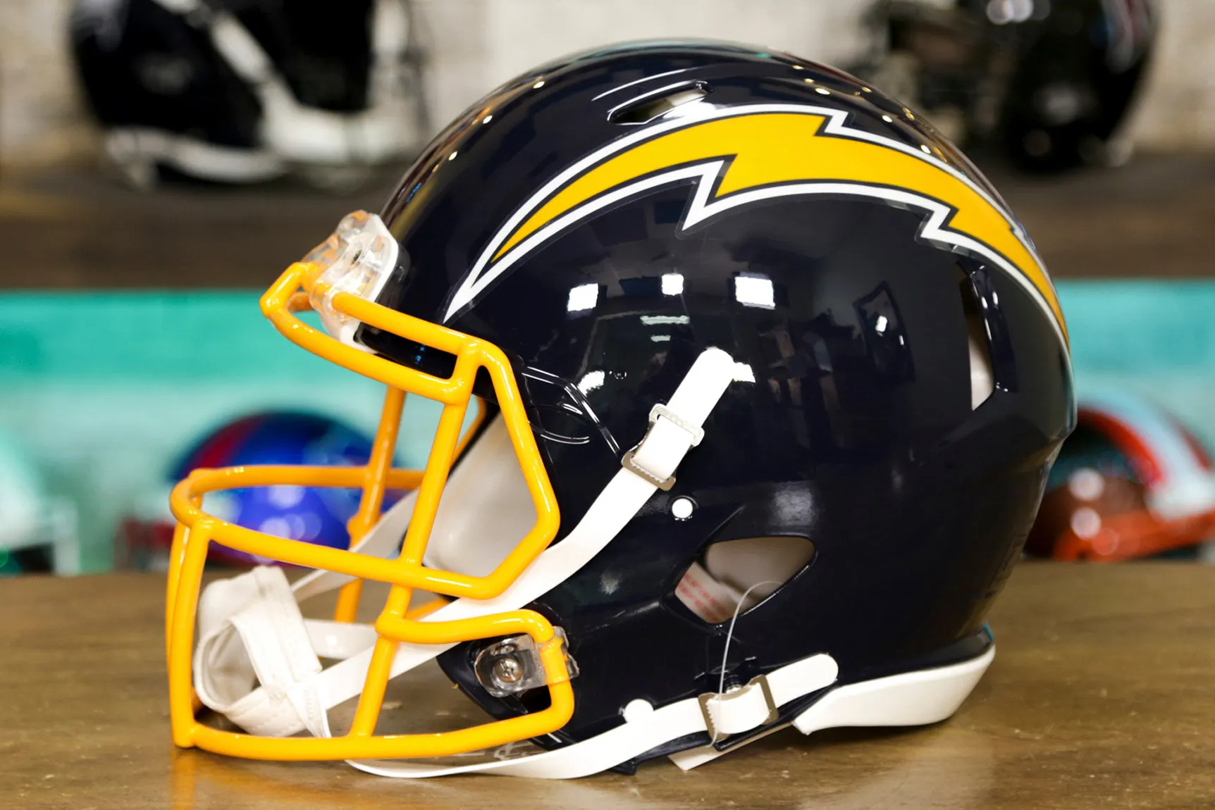 Los Angeles Chargers Riddell Speed Authentic Helmet - 1974-1987 Throwback
