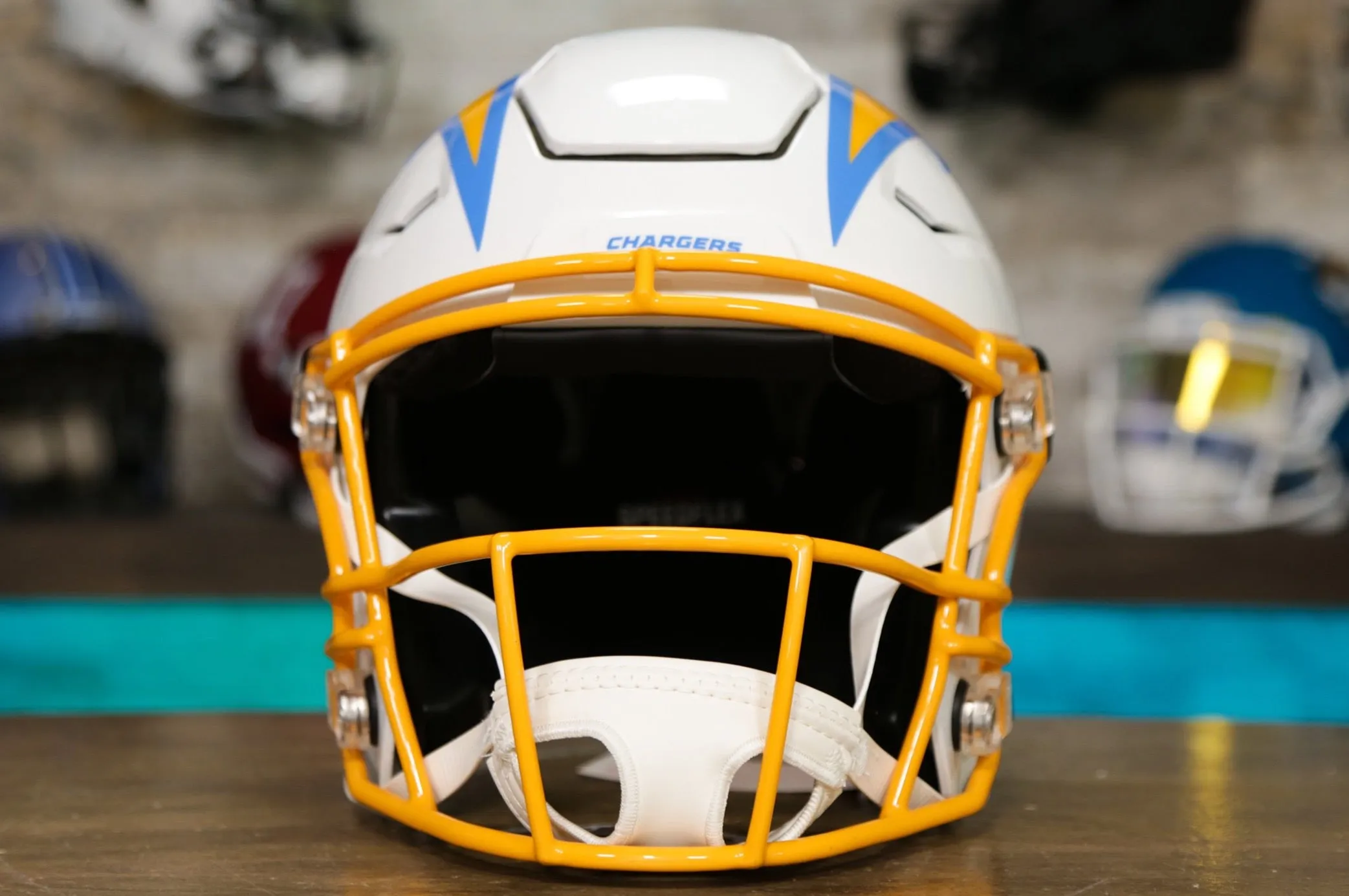 Los Angeles Chargers Riddell SpeedFlex Helmet