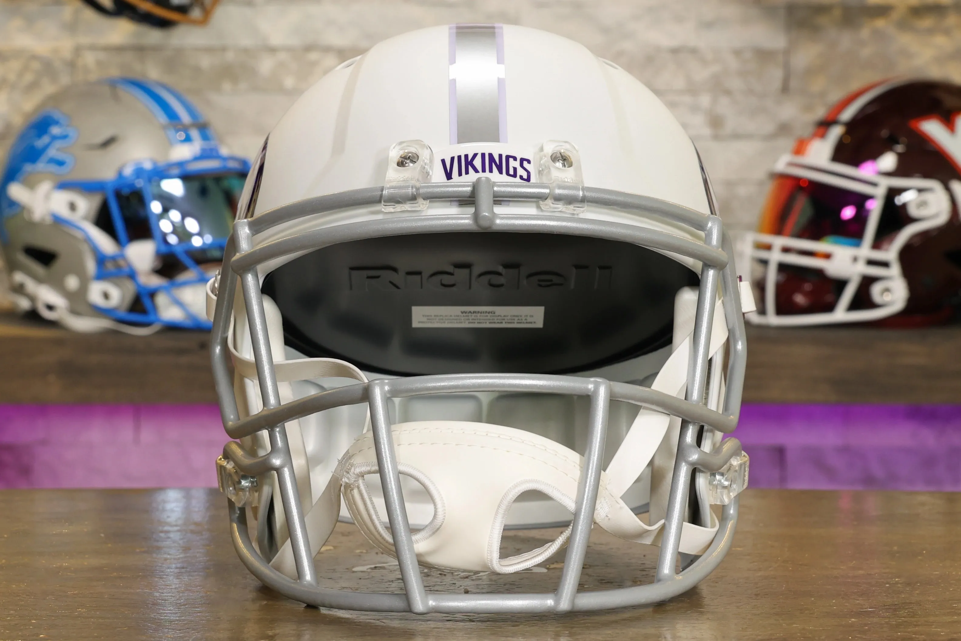 Minnesota Vikings Riddell Speed Display Helmet - Winter Warrior Alternate