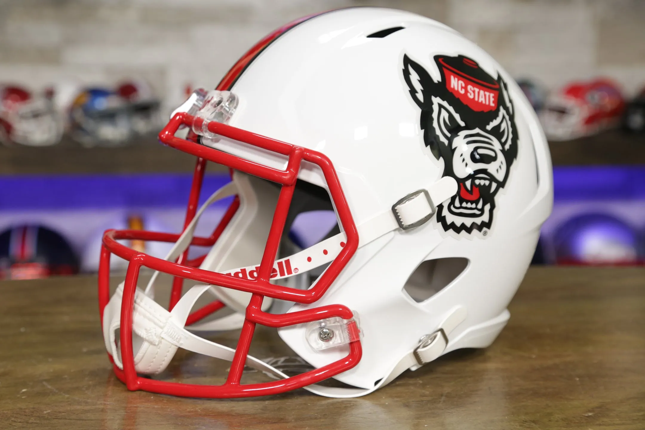NC State Wolfpack Riddell Speed Display Helmet - White Tuffy