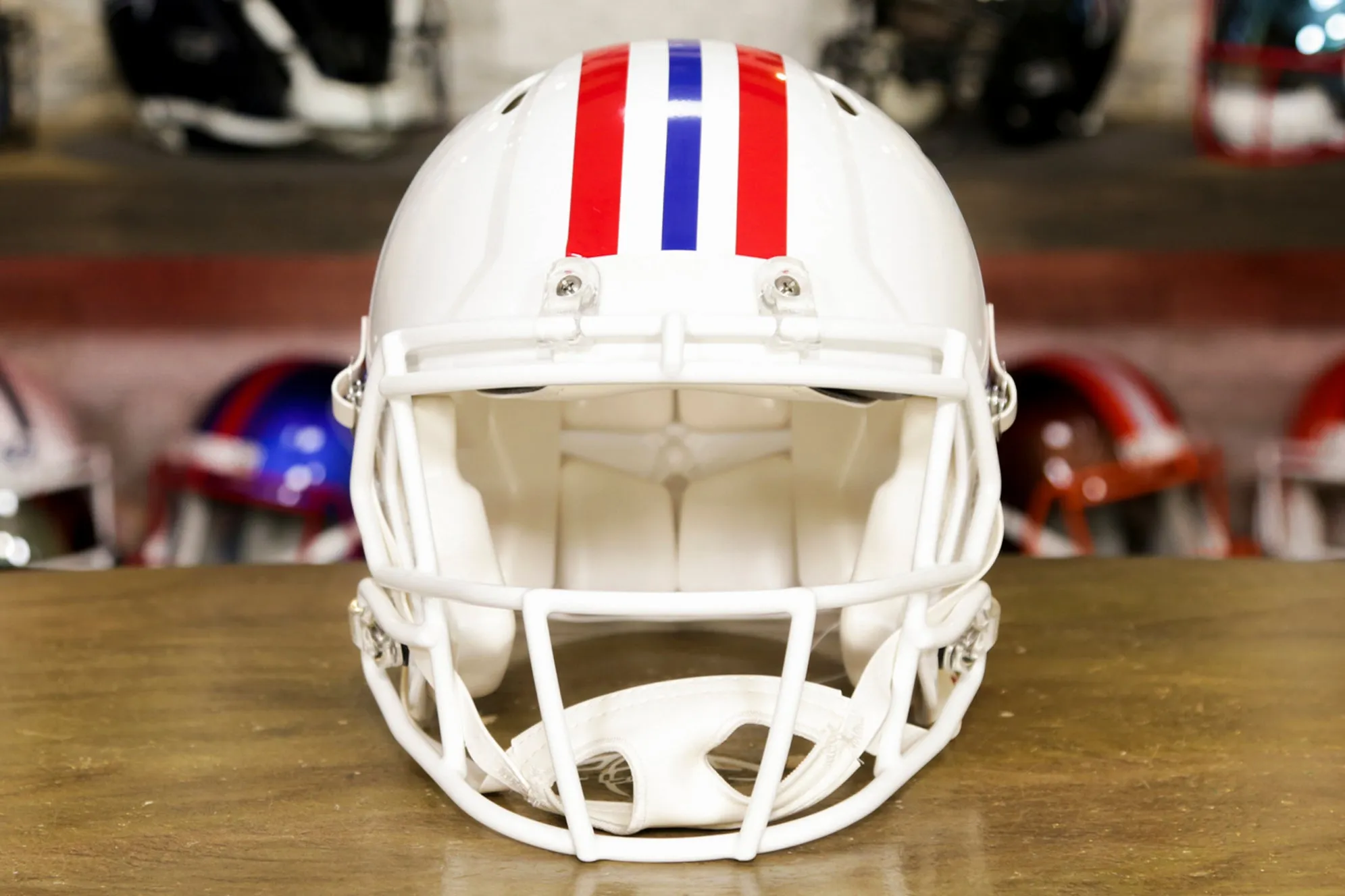 New England Patriots Riddell Speed Authentic Helmet - 1982-1989 Throwback