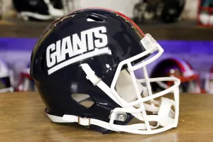 New York Giants Riddell Speed Display Helmet - 1981-1999 Throwback