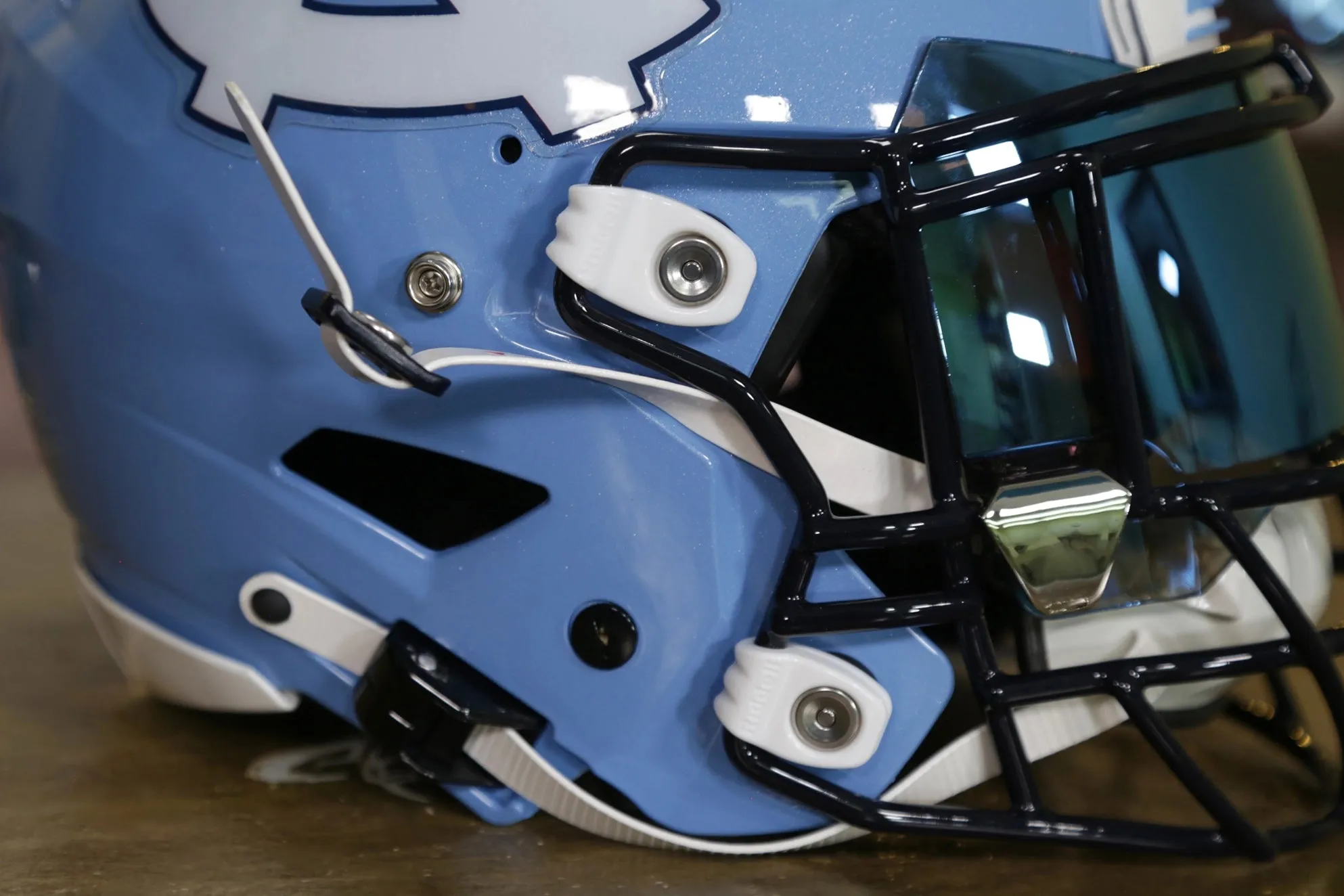 North Carolina Tar Heels Riddell SpeedFlex Helmet - GG Edition 00999