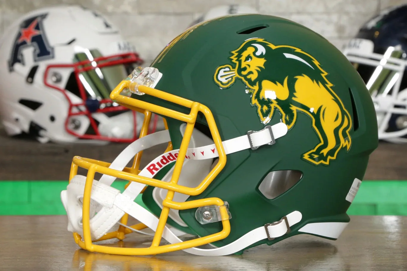 North Dakota State Bison Riddell Speed Display Helmet - Matte Green