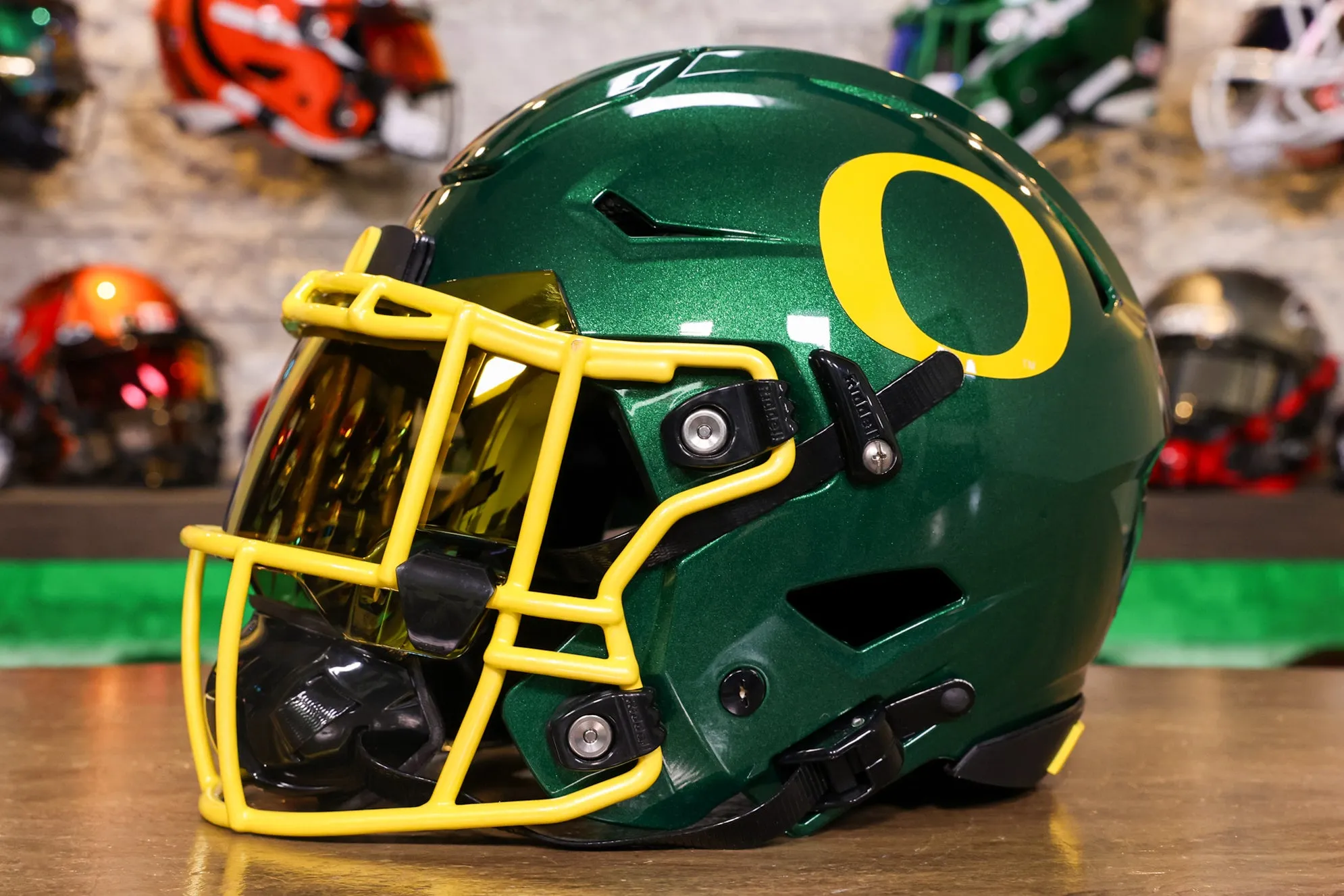Oregon Ducks Riddell SpeedFlex Helmet - GG Edition 00254