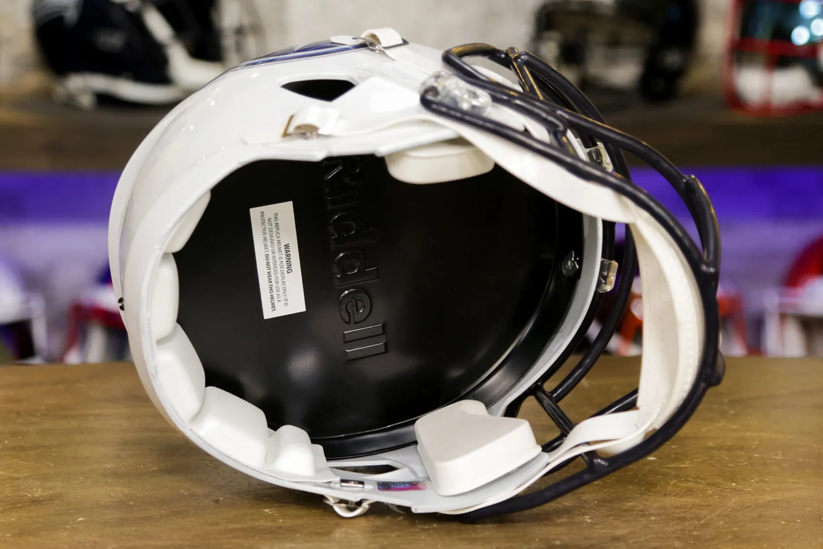Tennessee Titans Riddell Speed Display Helmet - 1999-2017 Throwback