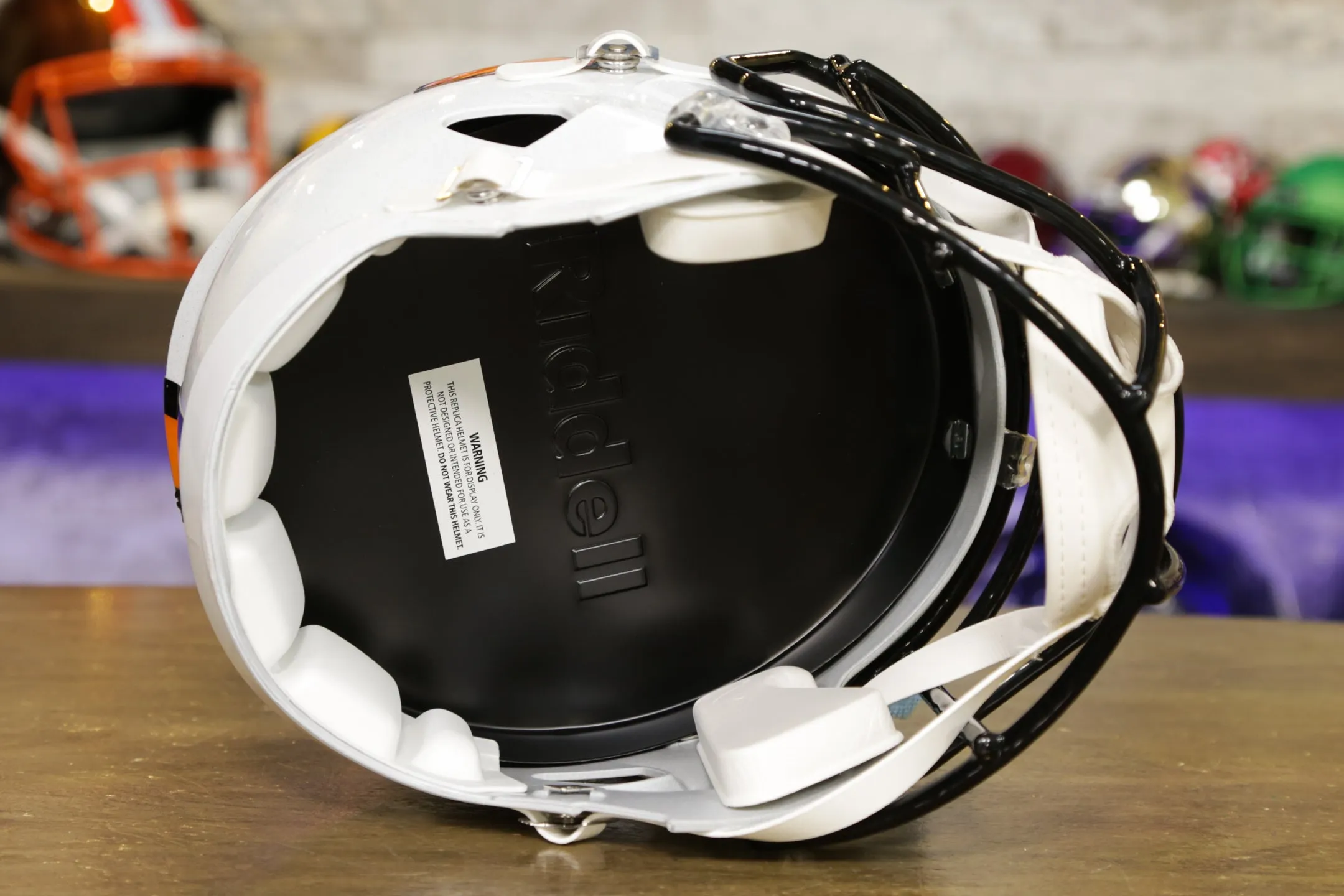 Tennessee Volunteers Riddell Speed Display Helmet - Dark Mode